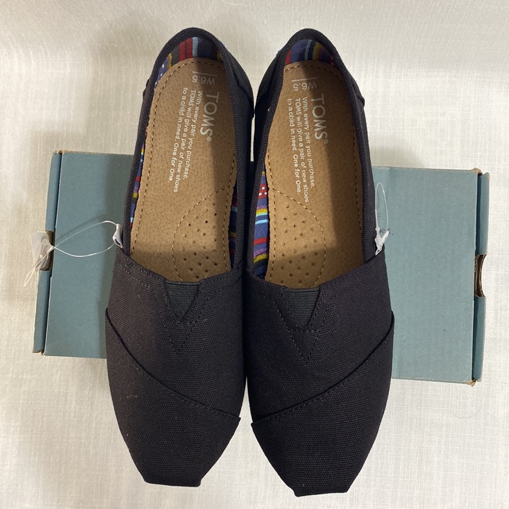 Toms Black Canvas 6.5W Brand New never worn